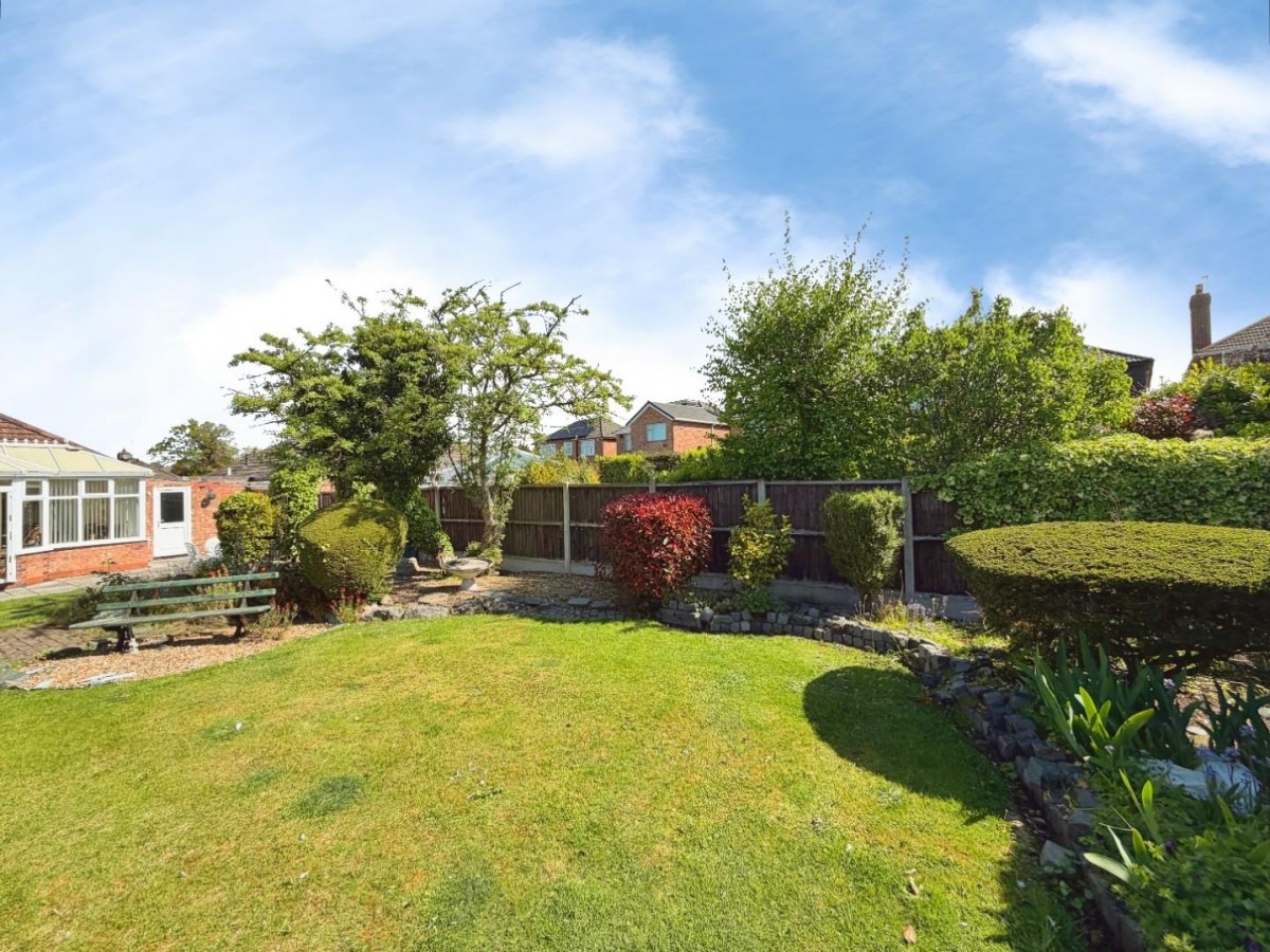 Glenesk Road, Great Sutton