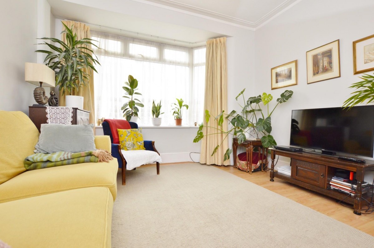 Southend Road, East Ham, E6 2AL