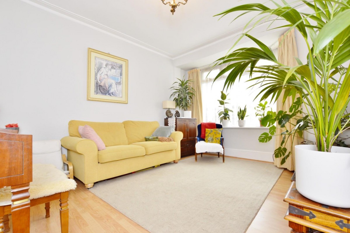 Southend Road, East Ham, E6 2AL