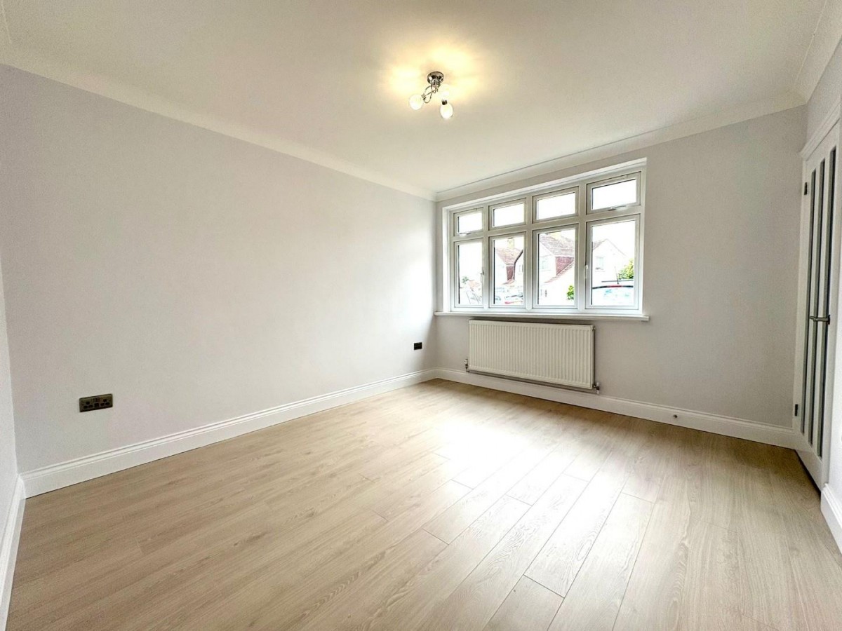 Langley Crescent, Hayes