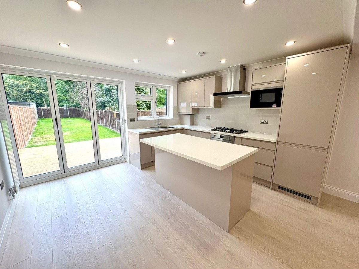 Langley Crescent, Hayes