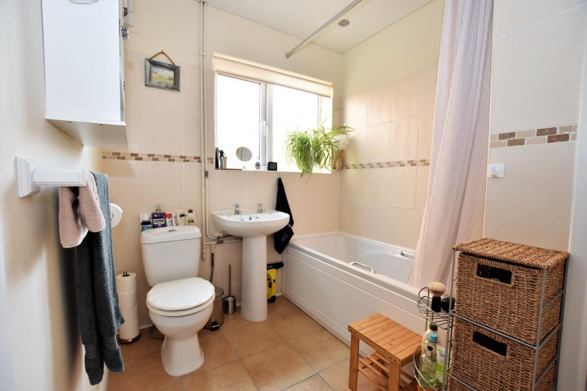 Pembroke Road, Hatherley, Cheltenham