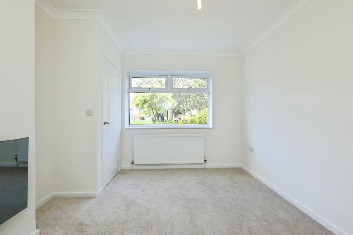 James Andrew Crescent, Greenhill, Sheffield, S8 7RJ
