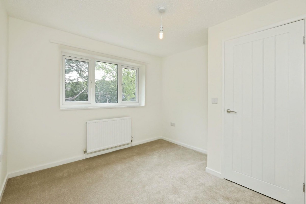 James Andrew Crescent, Greenhill, Sheffield, S8 7RJ