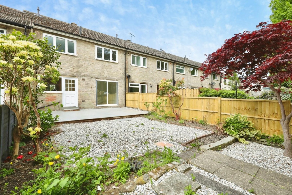 James Andrew Crescent, Greenhill, Sheffield, S8 7RJ