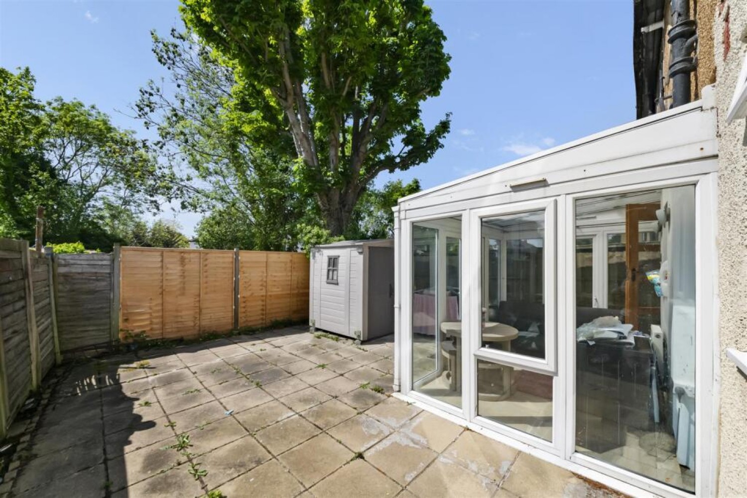 2 bedroom Flat for sale in Stratford Road, Hayes