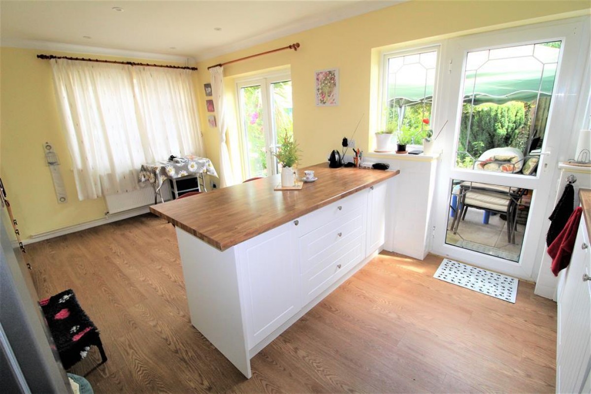 Mornington Avenue, Finchampstead, Wokingham, RG40 4UE