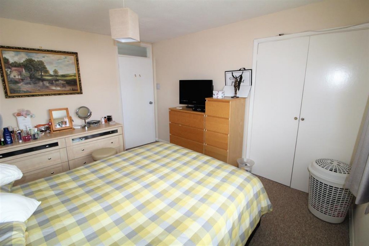 Mornington Avenue, Finchampstead, Wokingham, RG40 4UE