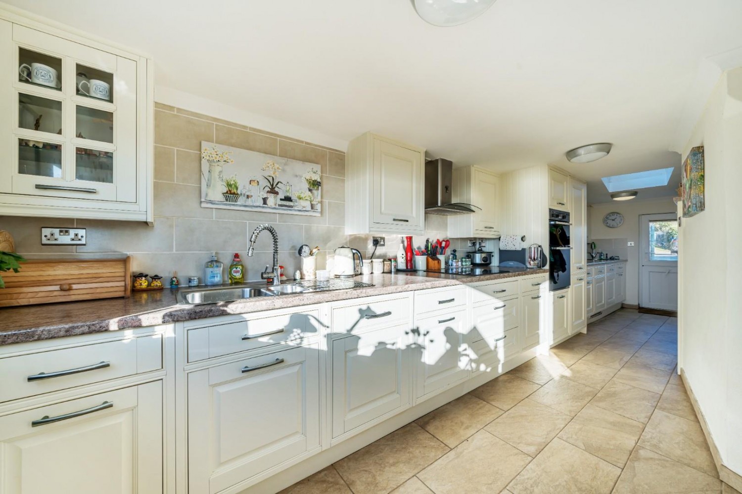 1087 sq ft home in Marazion