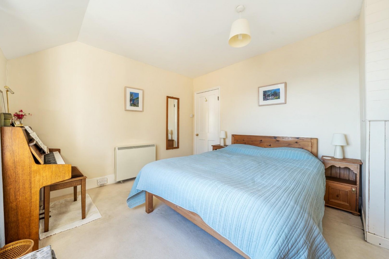 1087 sq ft home in Marazion