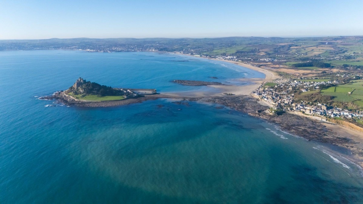 1087 sq ft home in Marazion