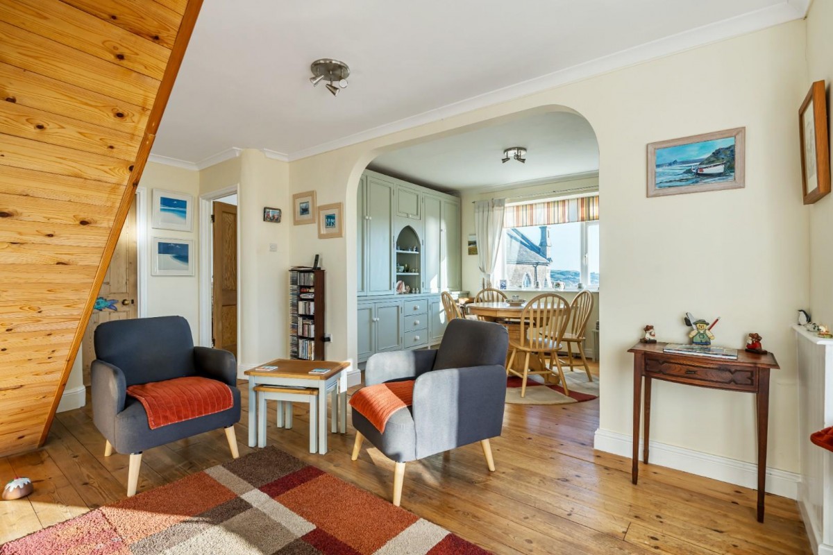 1087 sq ft home in Marazion