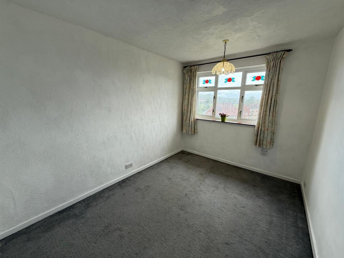 York Crescent, Wollaston, Stourbridge, DY8 4RT