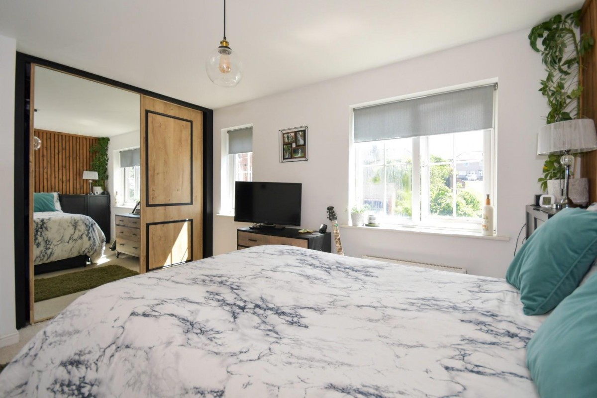 Mulberry Croft, Hollingwood, Chesterfield, S43 2LY