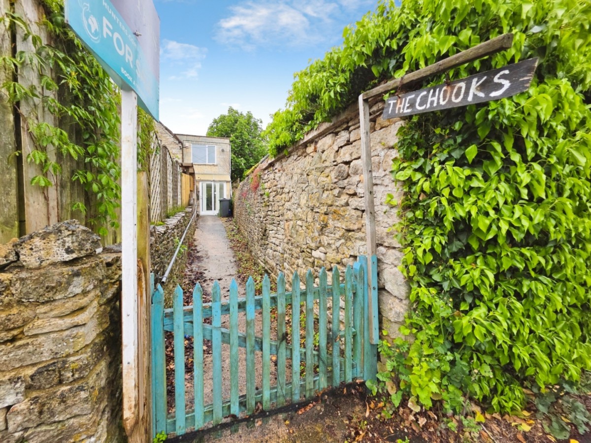 Nupend, Stroud