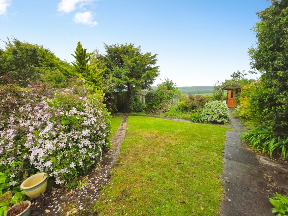 Nupend, Stroud