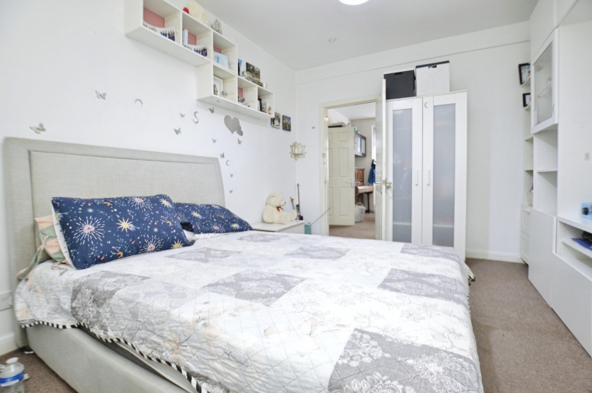 Rochester Ave, Upton Park, London, E13 9JL