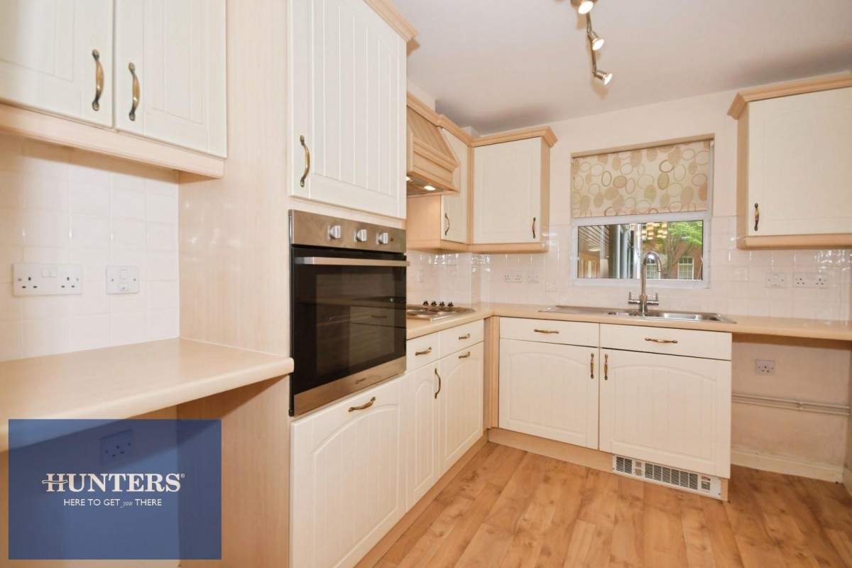 Stirling Court, Nightingale Close, Chesterfield, S41 7NZ