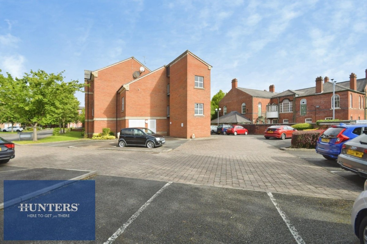 Stirling Court, Nightingale Close, Chesterfield, S41 7NZ