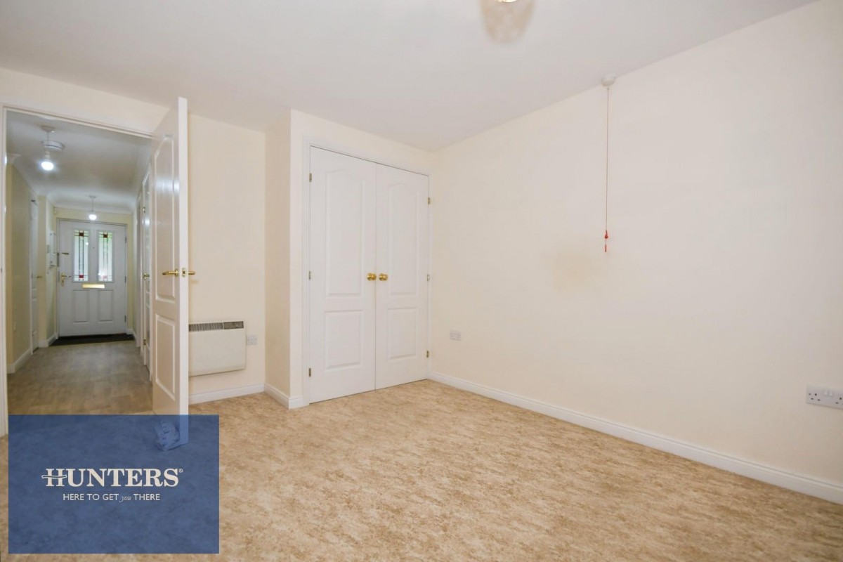 Stirling Court, Nightingale Close, Chesterfield, S41 7NZ