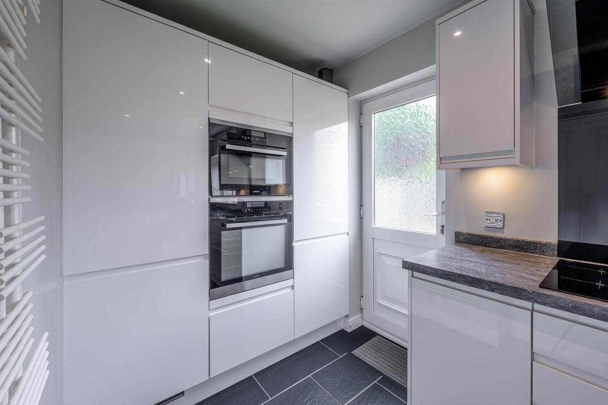 Belfry Drive, Wollaston, DY8 4SE