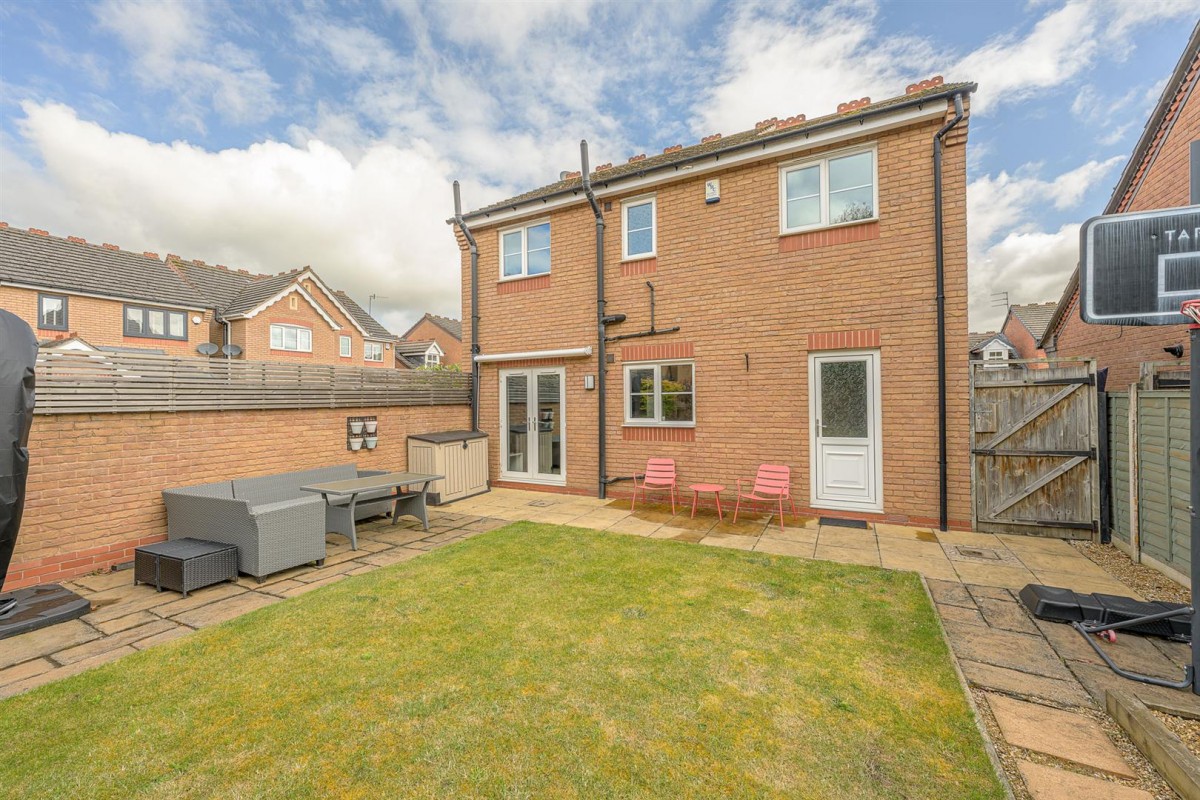 Belfry Drive, Wollaston, DY8 4SE