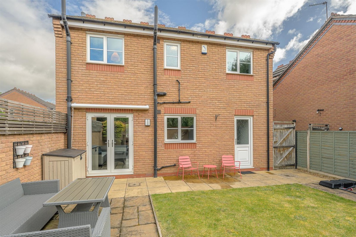 Belfry Drive, Wollaston, DY8 4SE