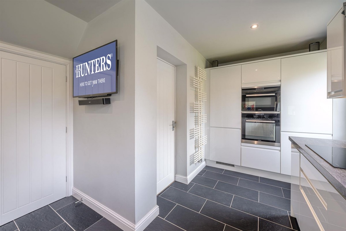 Belfry Drive, Wollaston, DY8 4SE