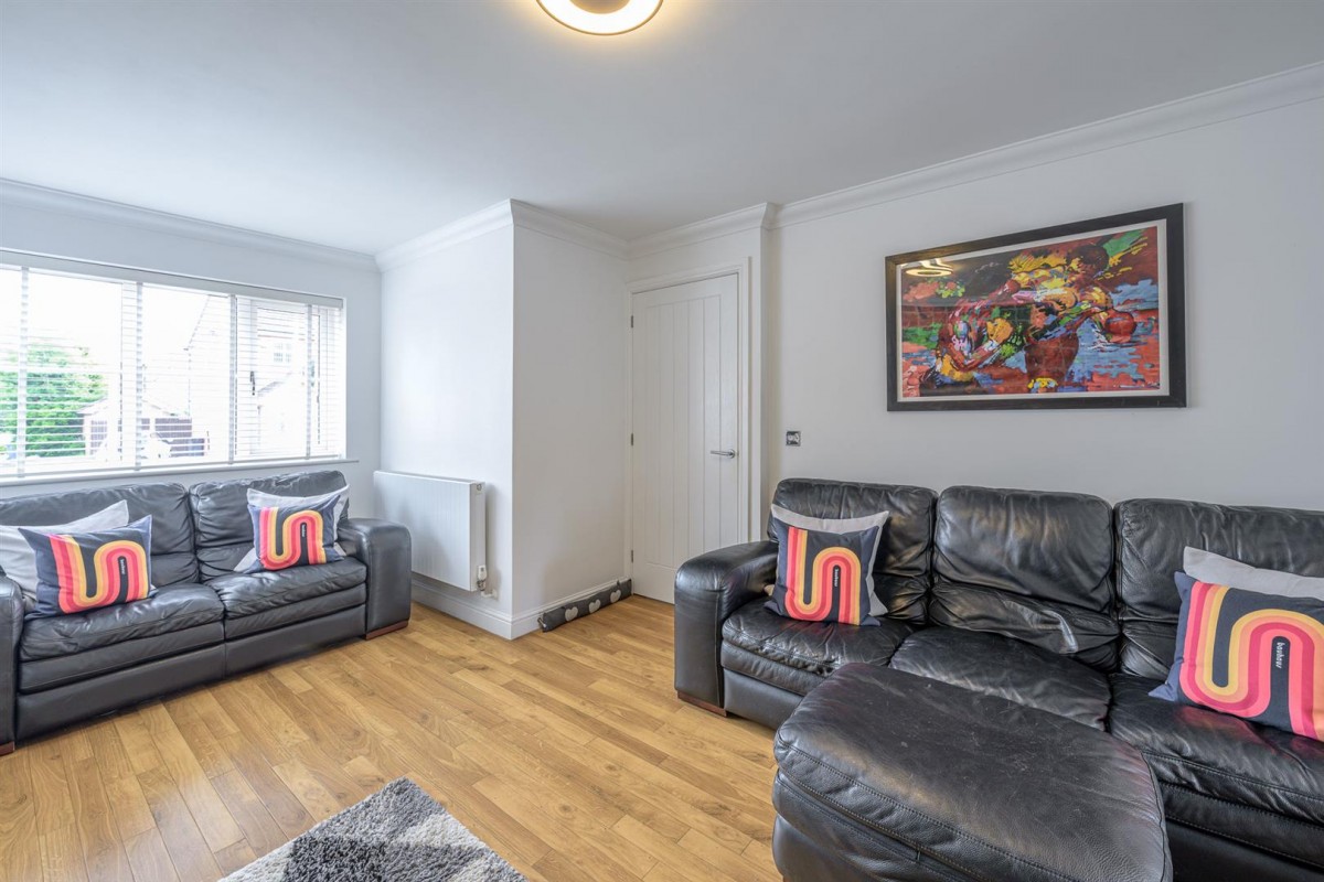 Belfry Drive, Wollaston, DY8 4SE