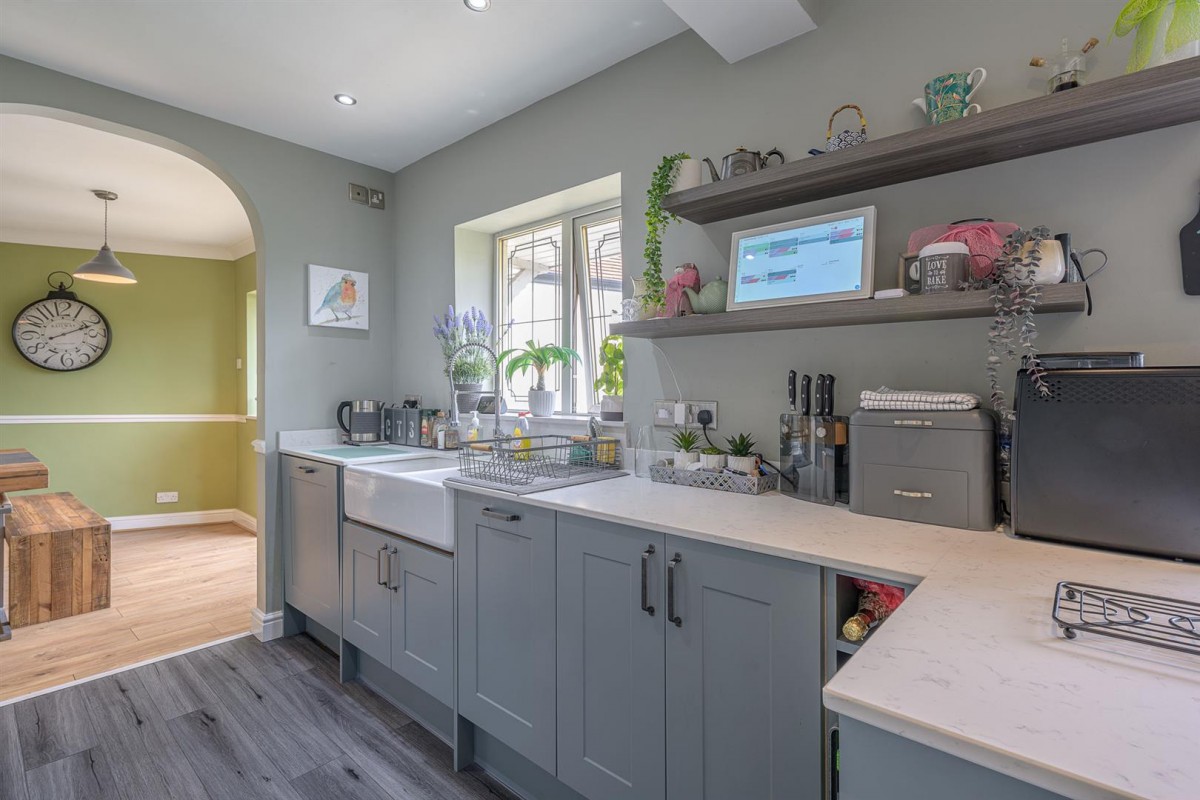 Amblecote Road, Brierley Hill, DY5 2YD