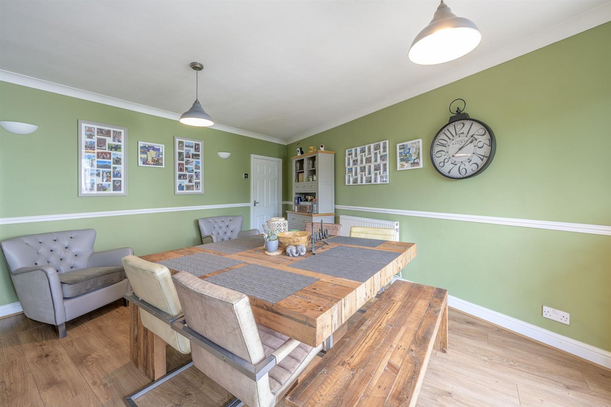 Amblecote Road, Brierley Hill, DY5 2YD