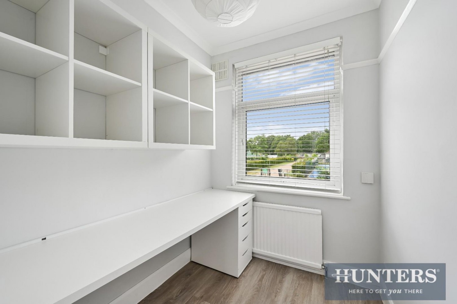 Sandringham Road, Worcester Park, KT4 8UH