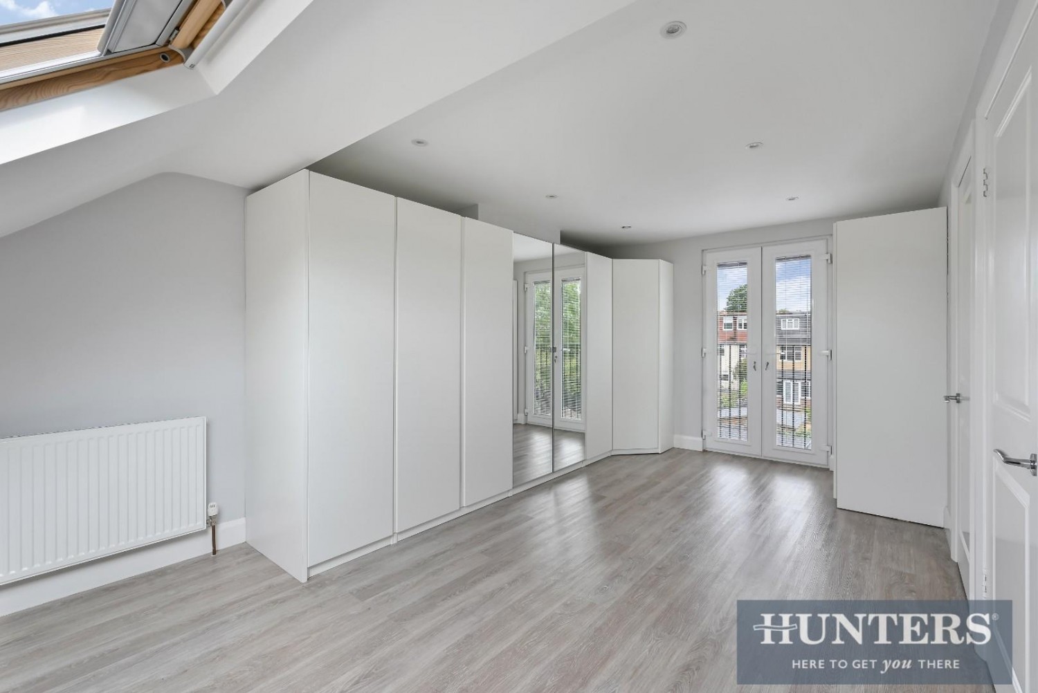 Sandringham Road, Worcester Park, KT4 8UH