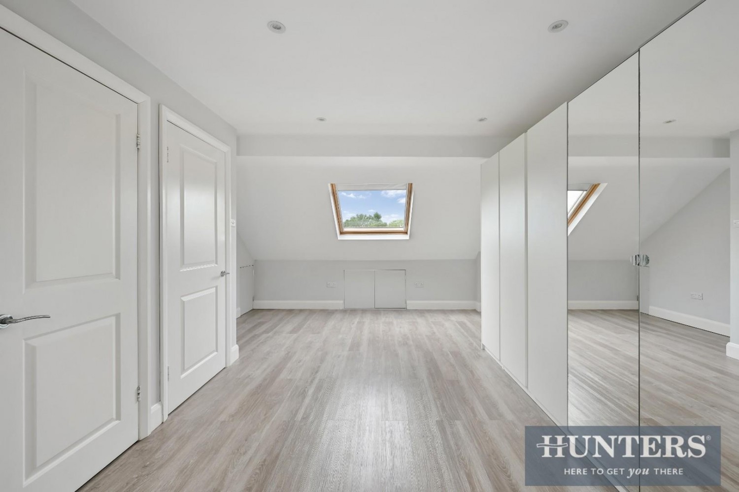 Sandringham Road, Worcester Park, KT4 8UH