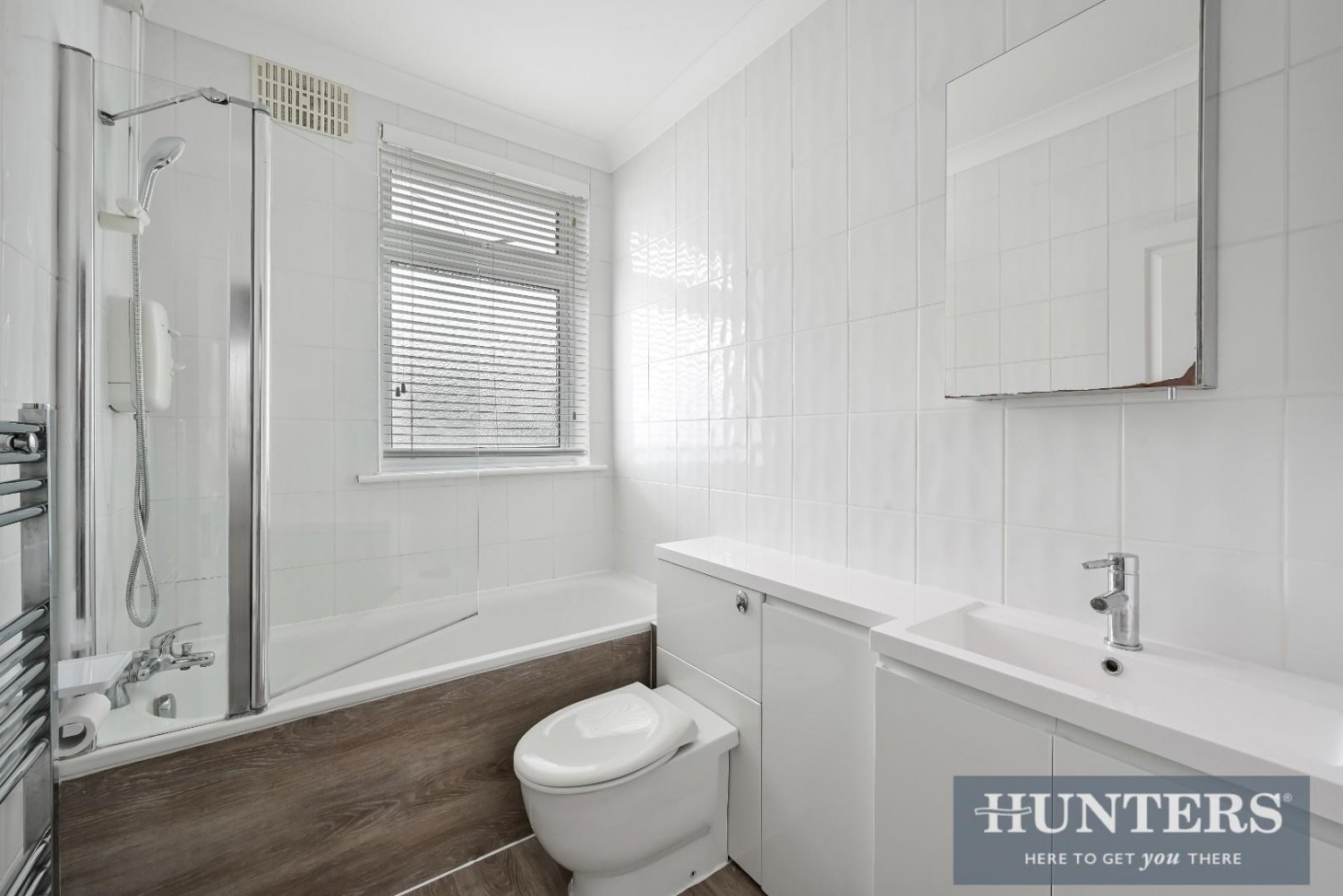 Sandringham Road, Worcester Park, KT4 8UH