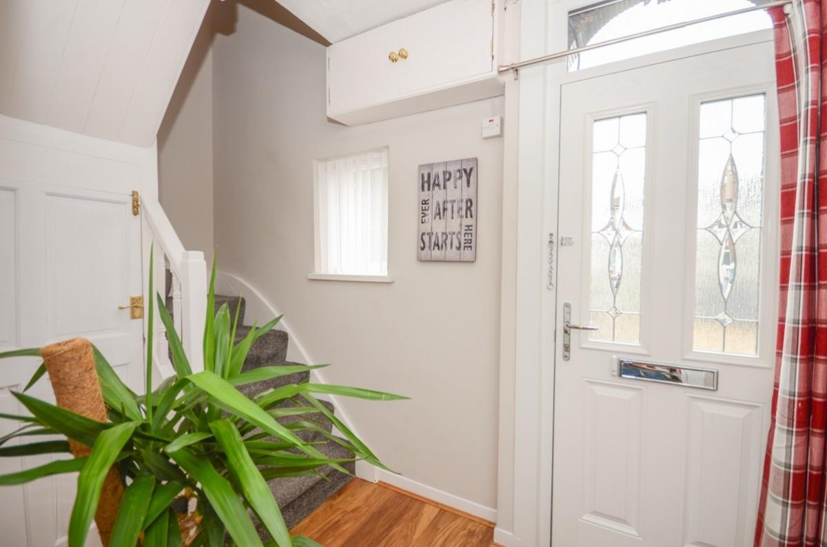 15 Springfield Road, Mangotsfield, Bristol, BS16 9BG