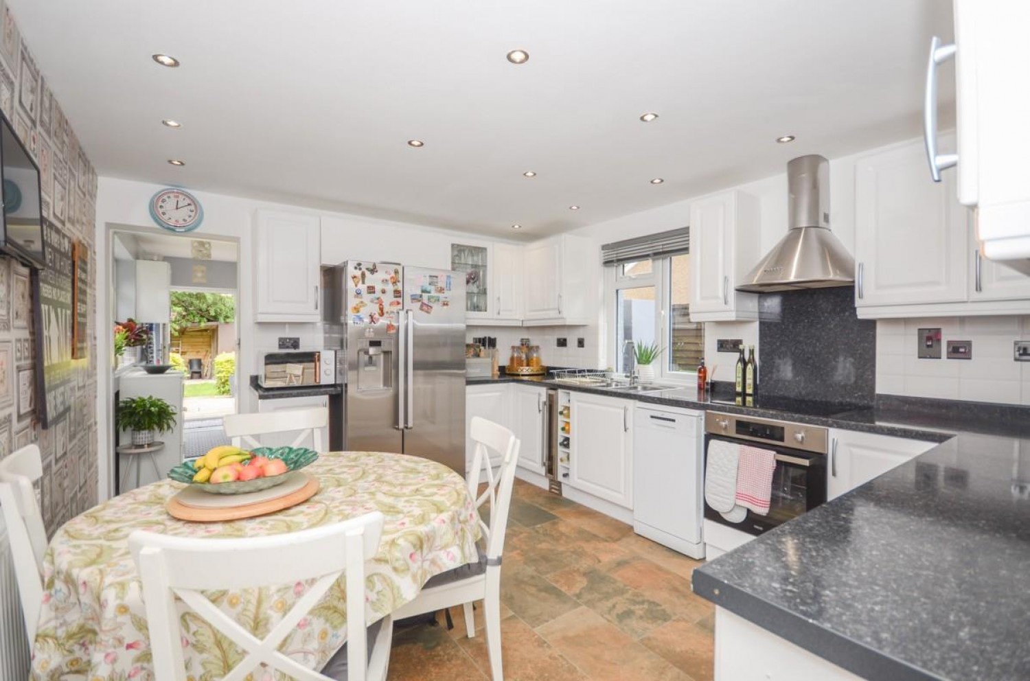 3 bedroom House for sale in 15 Springfield Road, Mangotsfield, Bristol, BS16 9BG