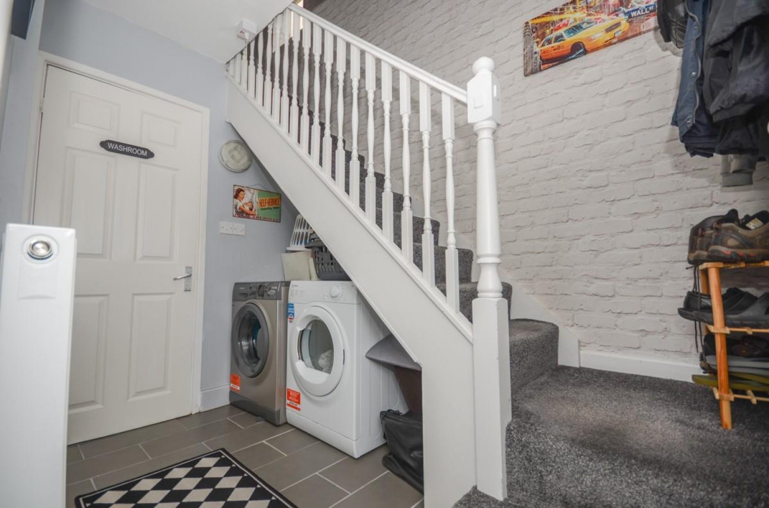 3 bedroom House for sale in 15 Springfield Road, Mangotsfield, Bristol, BS16 9BG