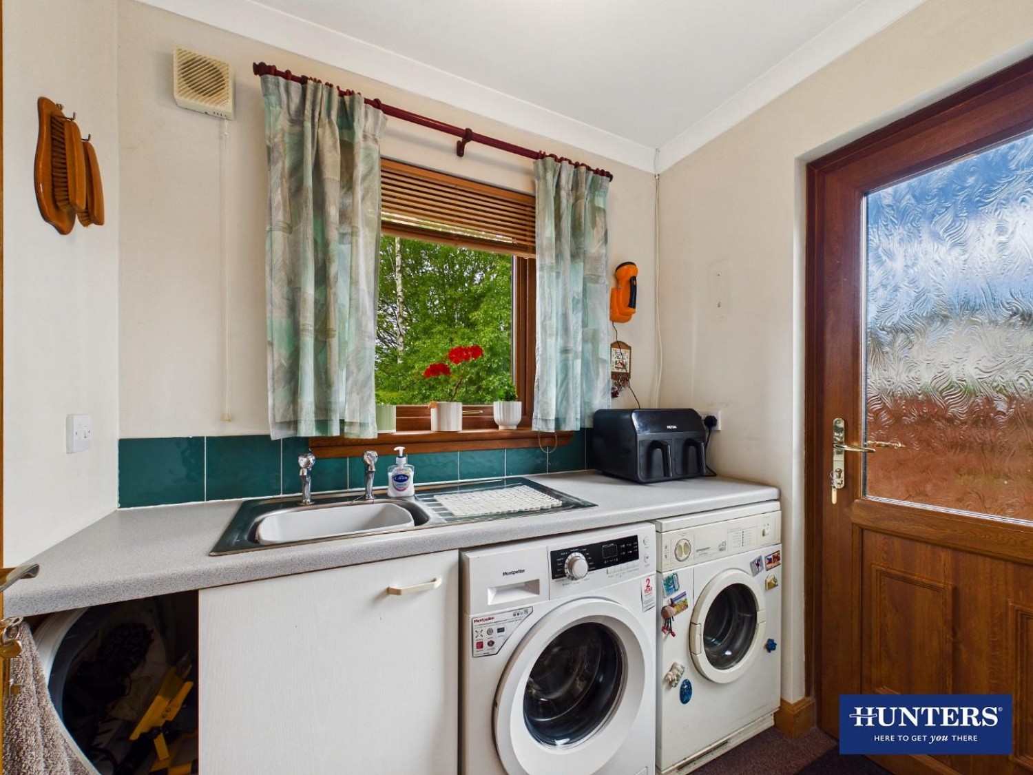 Milner Place, Coo Lane, Thornhill