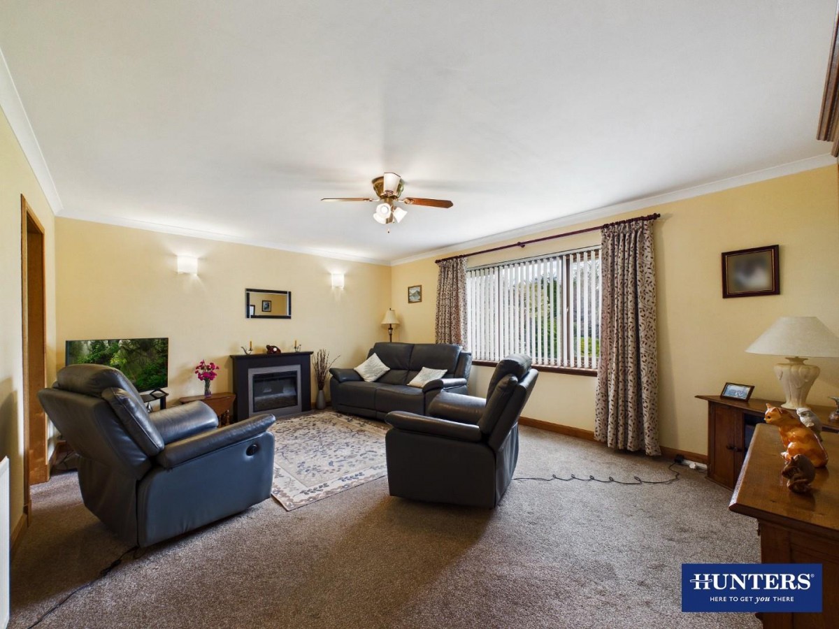 Milner Place, Coo Lane, Thornhill