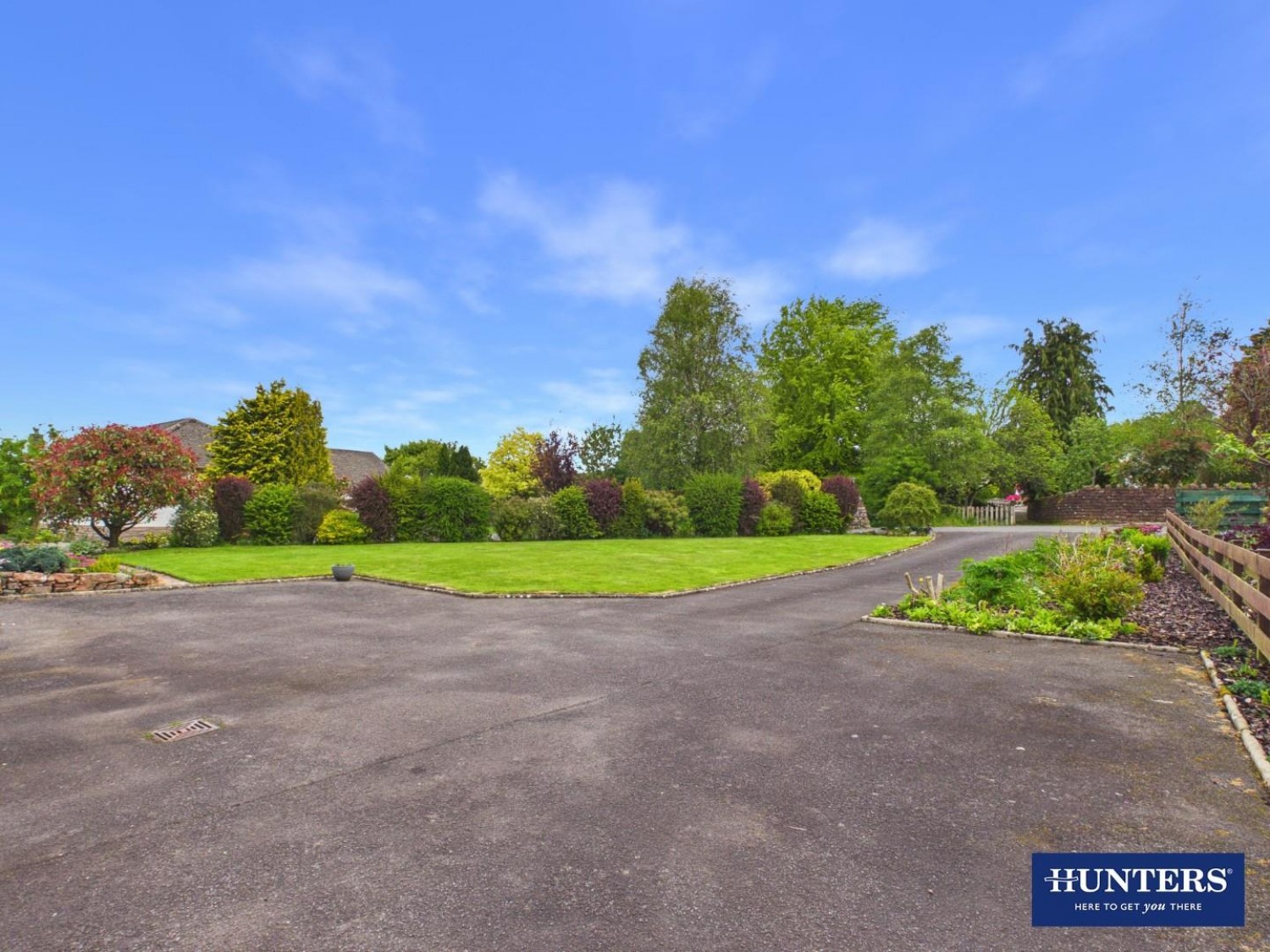 Milner Place, Coo Lane, Thornhill