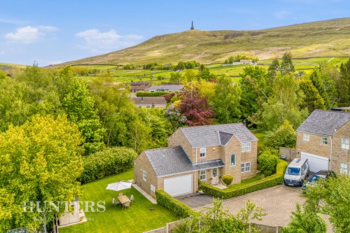 Manor Close, Mankinholes, Todmorden, OL14 6HE
