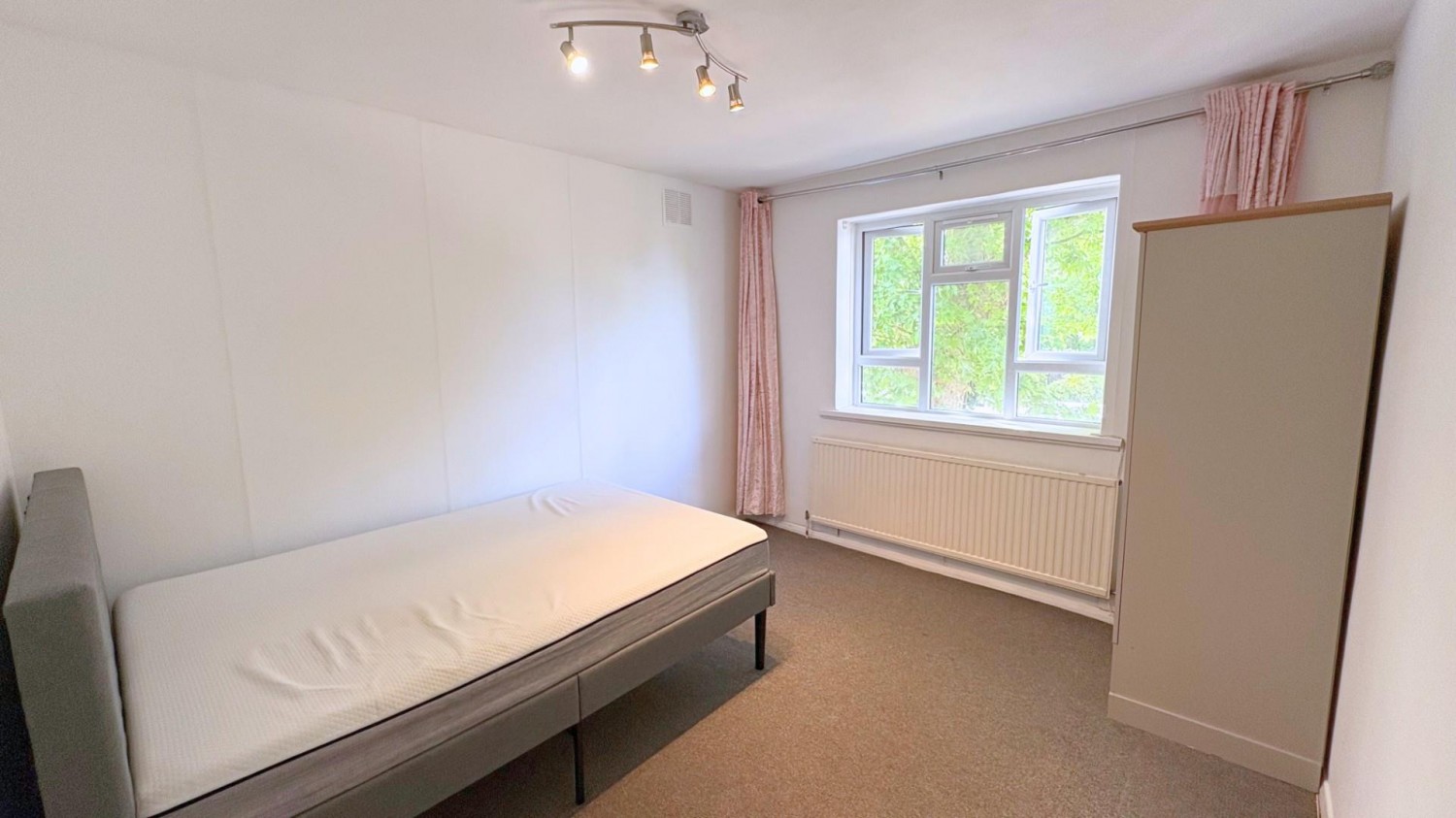 Dolphin Court, Carleton Road, London, Greater London