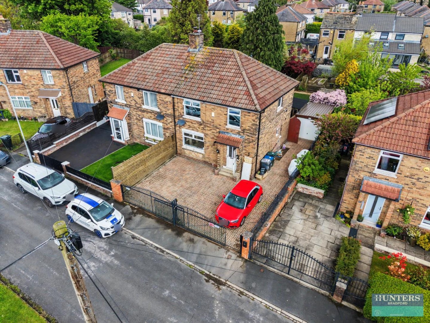 Breighton Adown Bradford, BD6 3LF