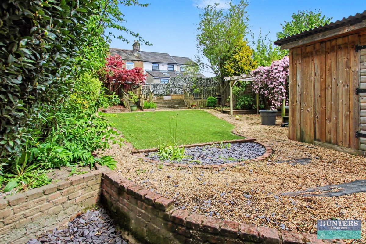 Breighton Adown Bradford, BD6 3LF