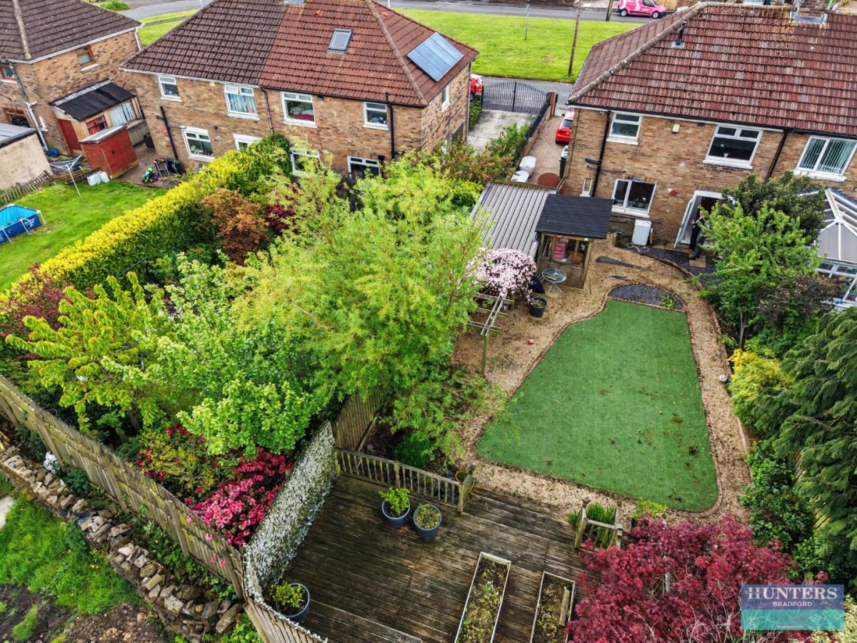 Breighton Adown Bradford, BD6 3LF