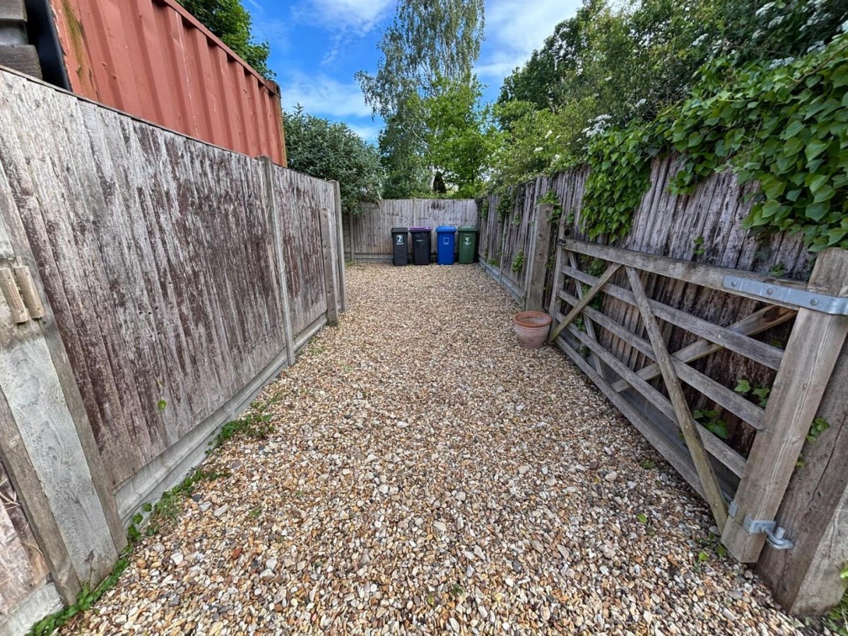 Brampton, Lincoln, LN1 2EG