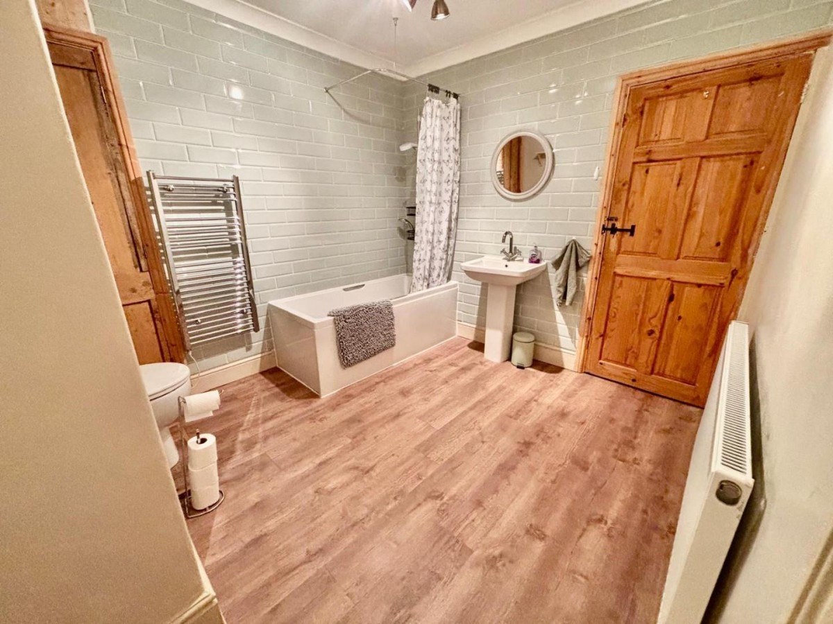 Brampton, Lincoln, LN1 2EG