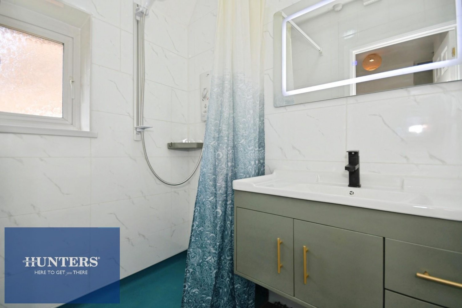 3 bedroom House for sale in Hunloke Crescent, Boythorpe, Chesterfield, S40 2PE