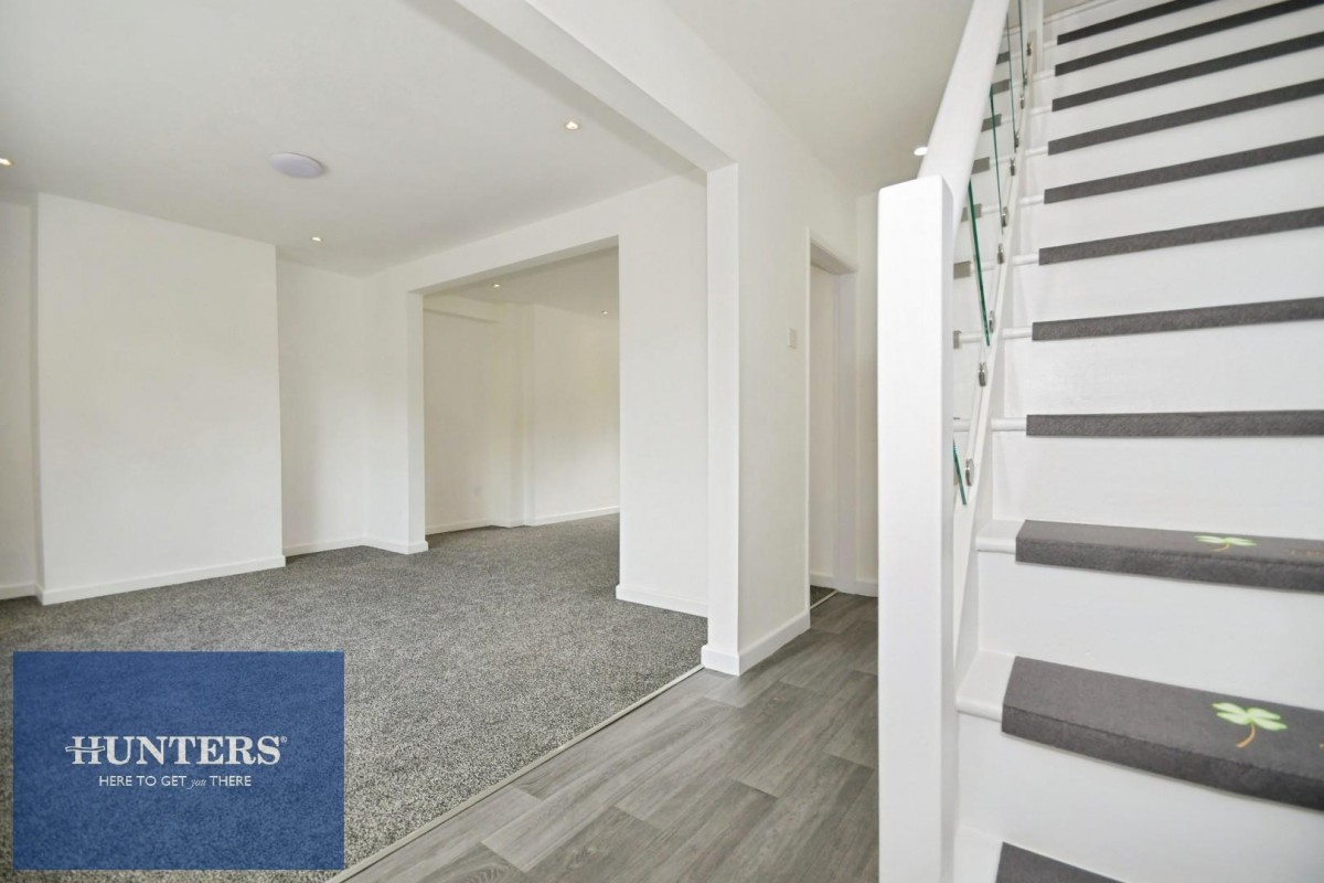 Hunloke Crescent, Boythorpe, Chesterfield, S40 2PE